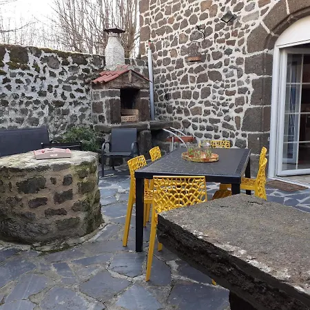 Maison Du Soleil Chez Isa Polignac (Haute-Loire)