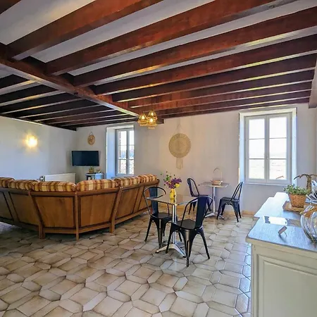 Semesterbostad Maison Du Soleil Chez Isa Polignac (Haute-Loire)